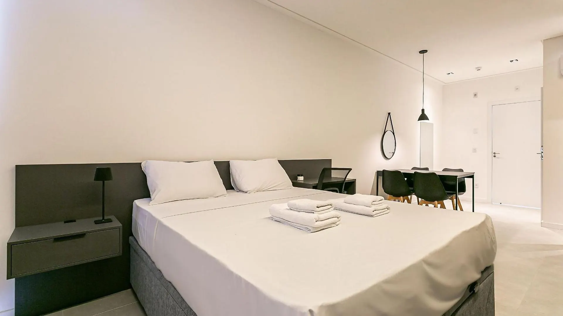 Wi-Fi 300Mb | Foodhall | Estacao Santa Monica Florianopolis Apartment