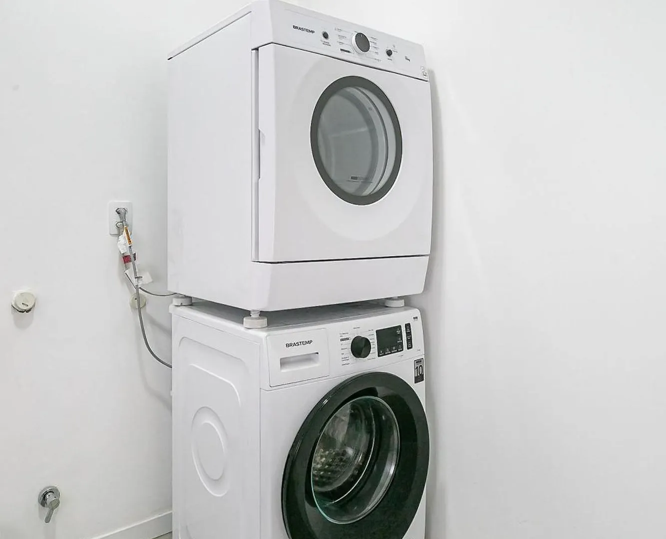 Apartment Wi-Fi 300Mb | Foodhall | Estacao Santa Monica Florianopolis