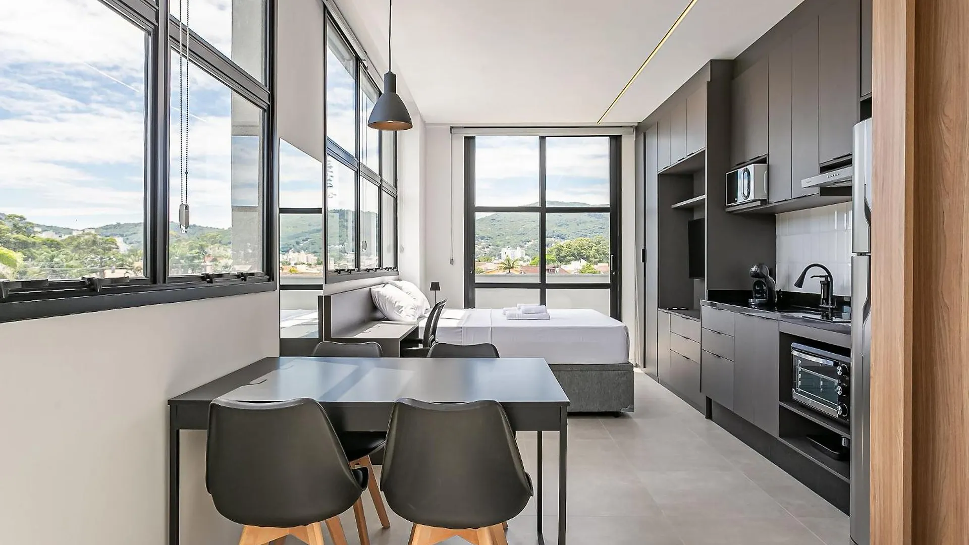 Wi-Fi 300Mb | Foodhall | Estacao Santa Monica Florianopolis Apartment