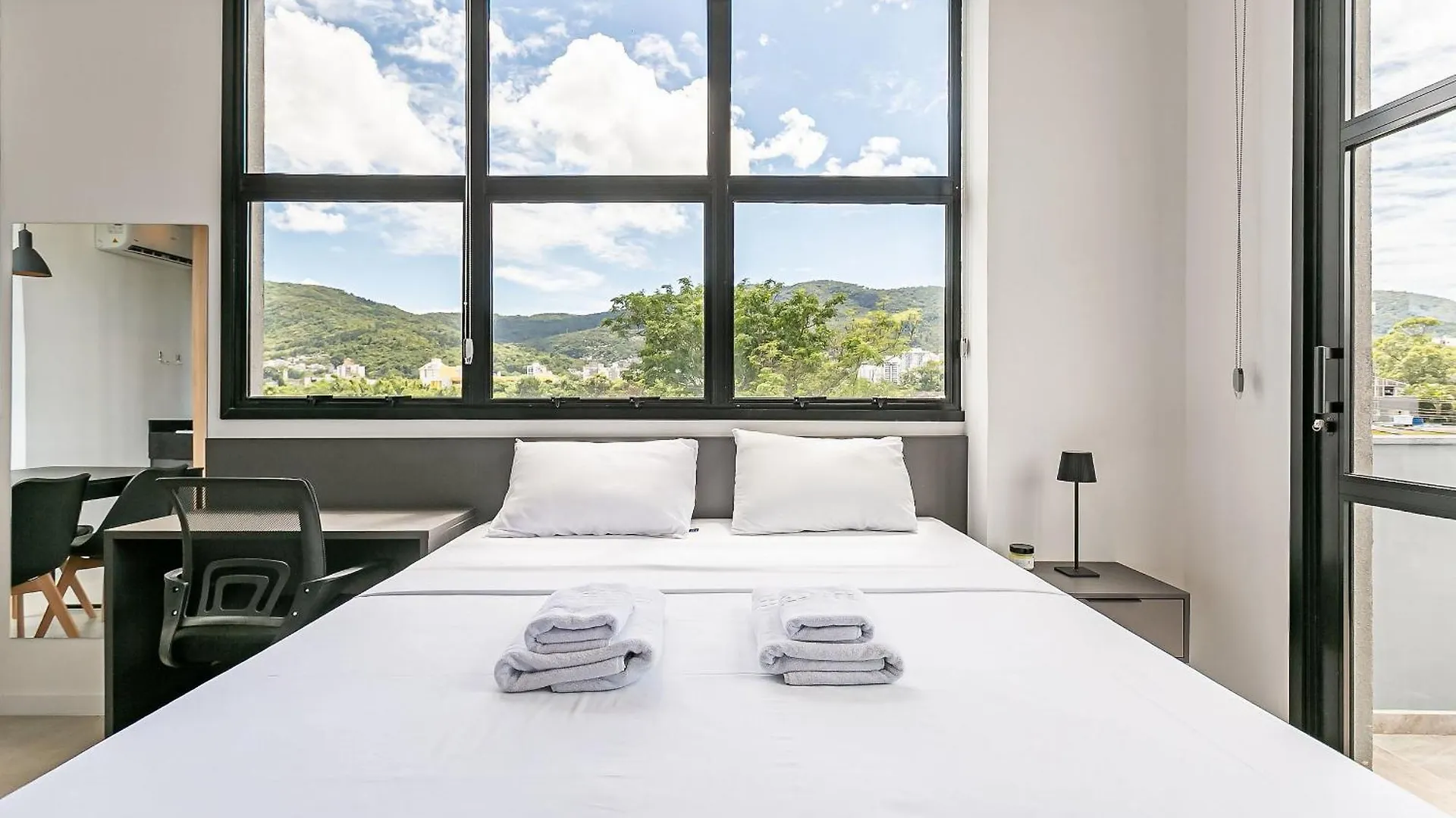 Wi-Fi 300Mb | Foodhall | Estacao Santa Monica Florianopolis 0*,
