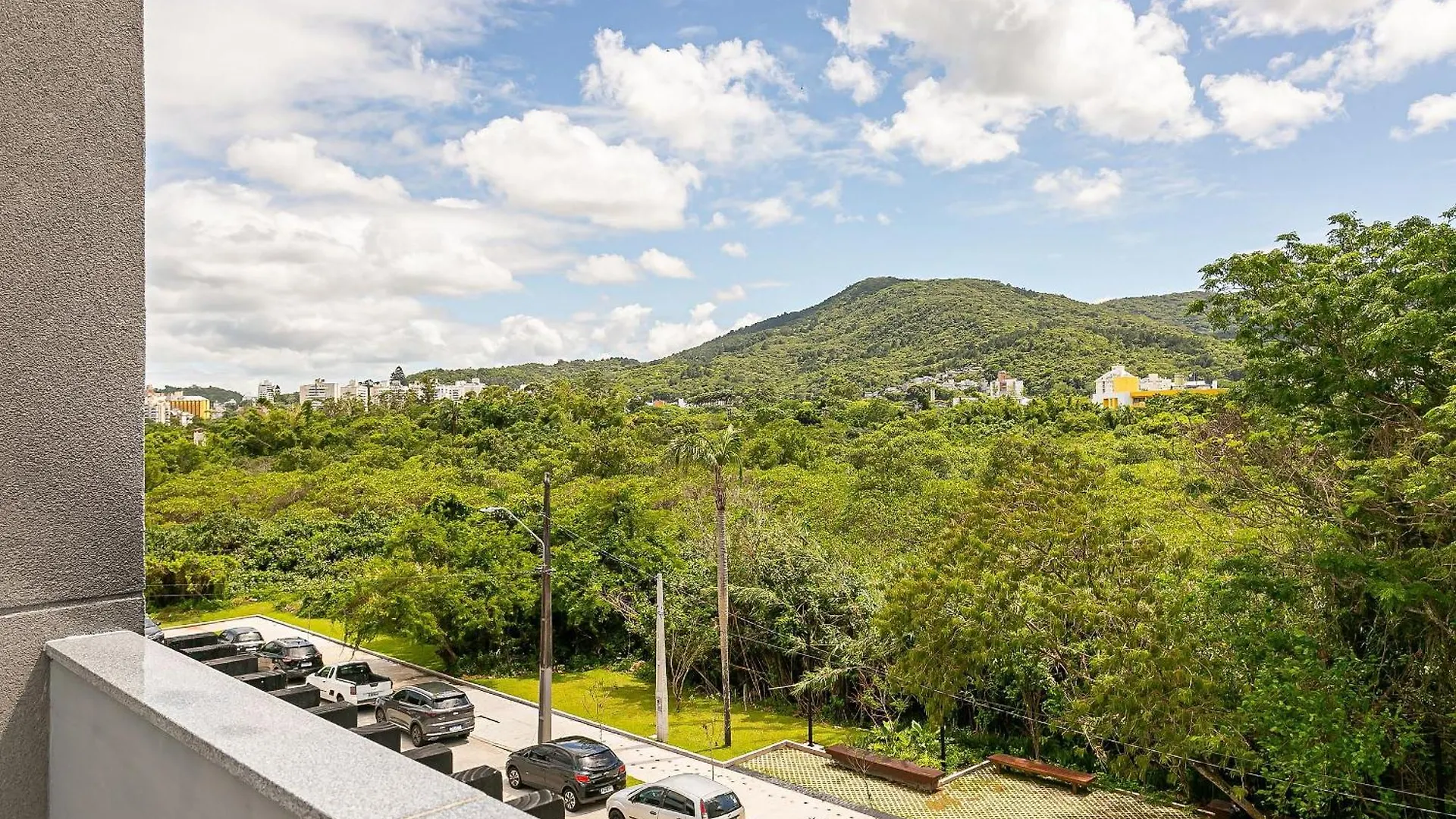 Wi-Fi 300Mb | Foodhall | Estacao Santa Monica Florianopolis