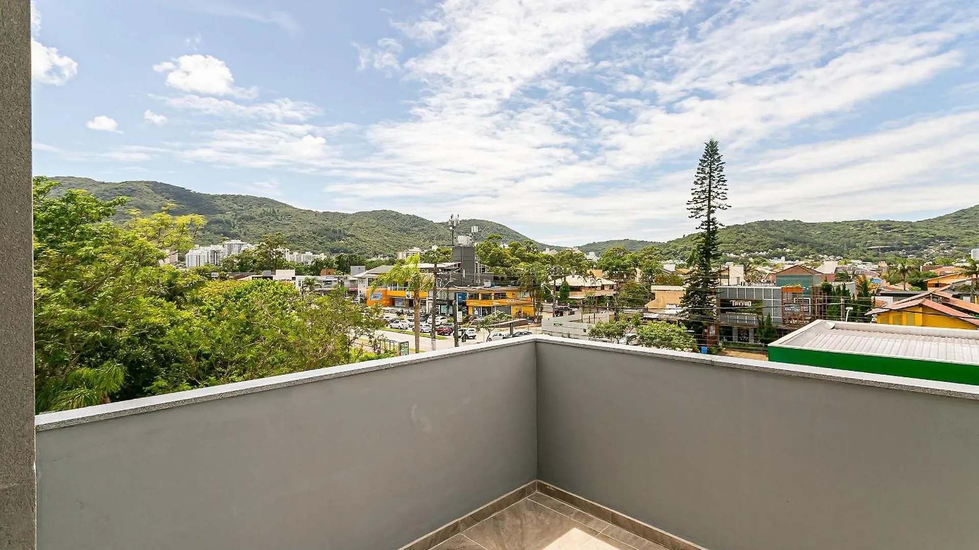 Wi-Fi 300Mb | Foodhall | Estacao Santa Monica Florianopolis Apartment